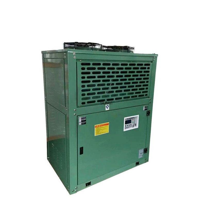 Solar photovoltaic chillers